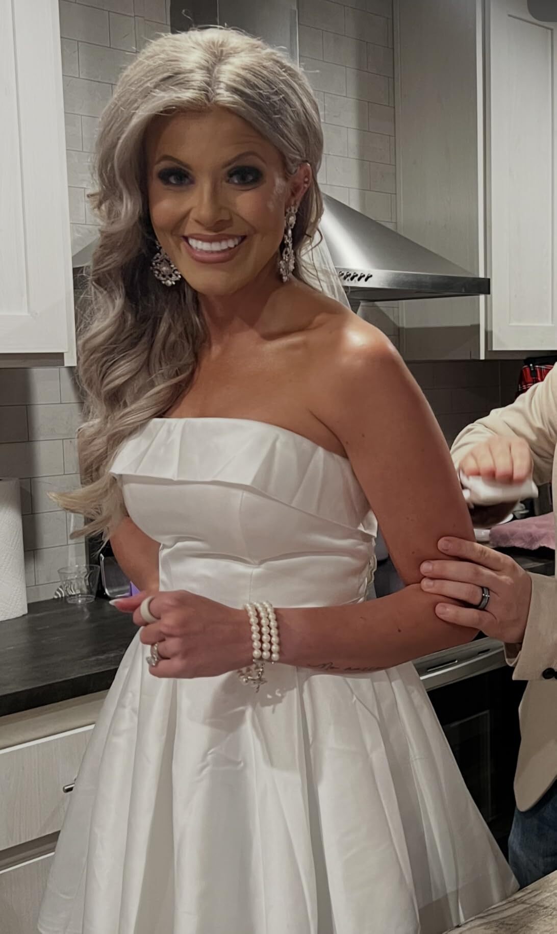 white satin short wedding dress